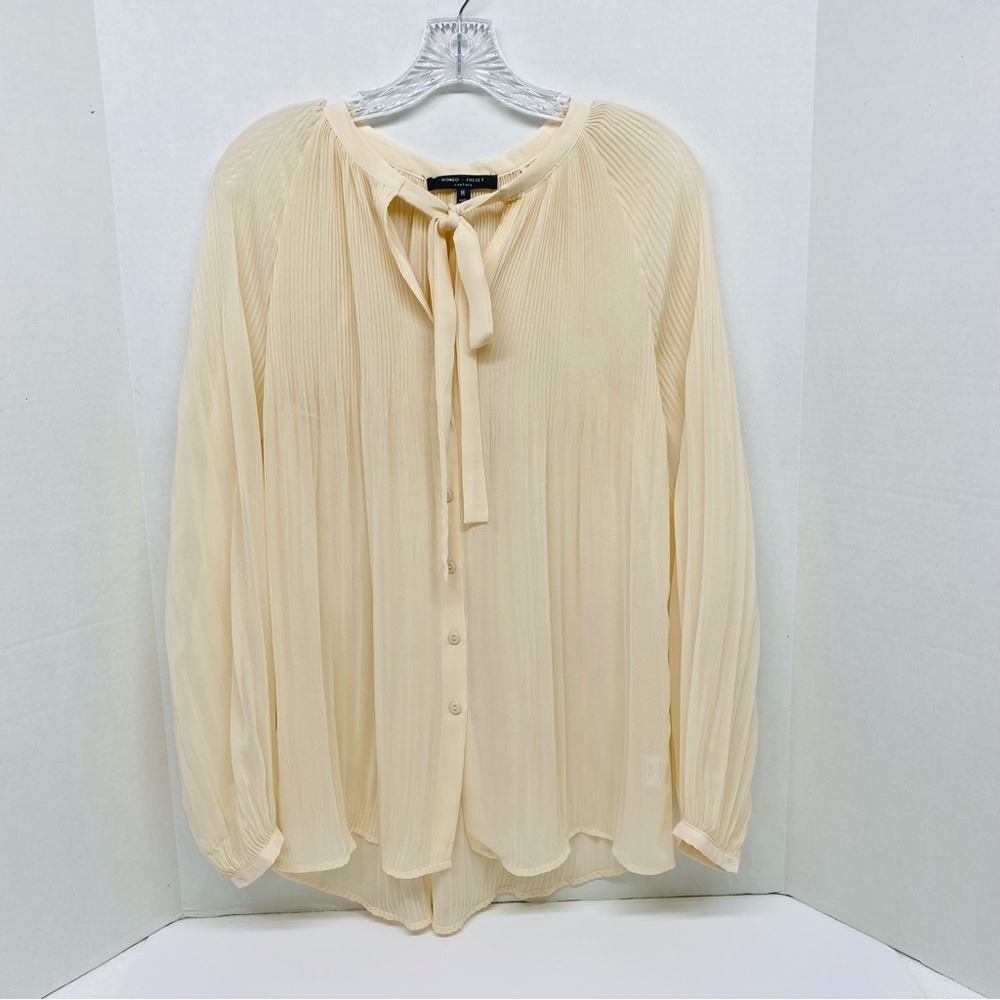 Romeo & Juliet Couture Medium Cream Long Sleeve Pleated Sheer Blouse Romantic
